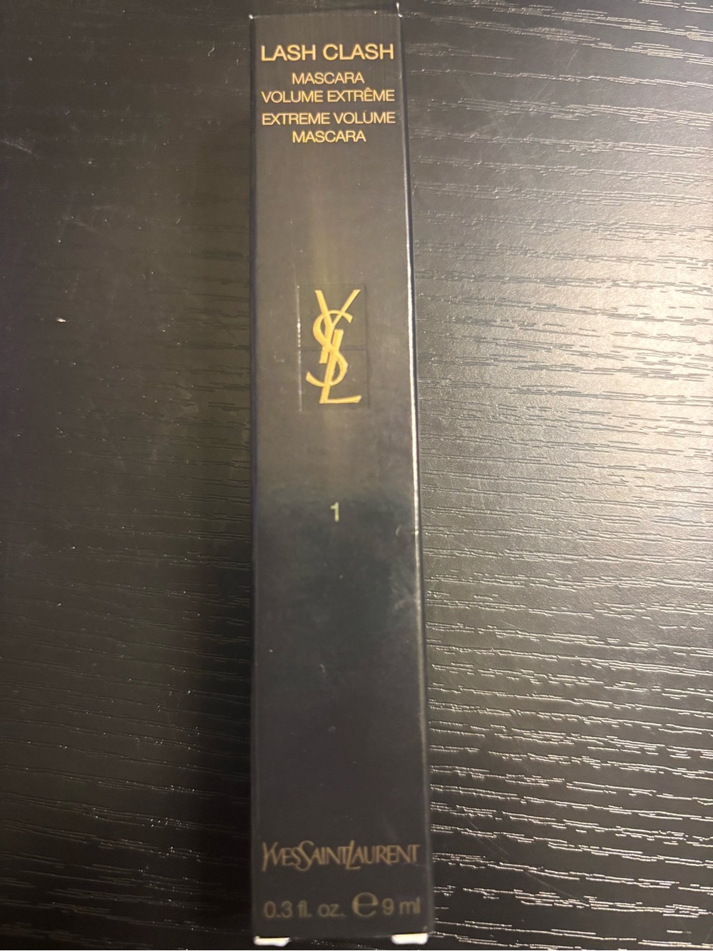 Yves Saint Laurent Lash Clash Mascara in Black and Gold Packaging - Picture 3 of 3
